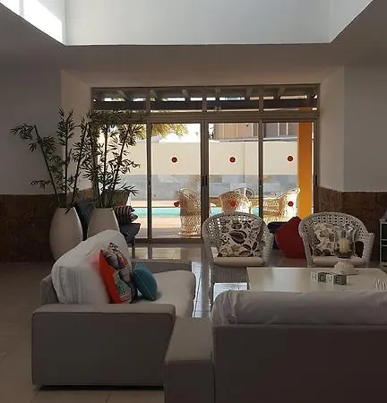 Julia Casa de Férias *